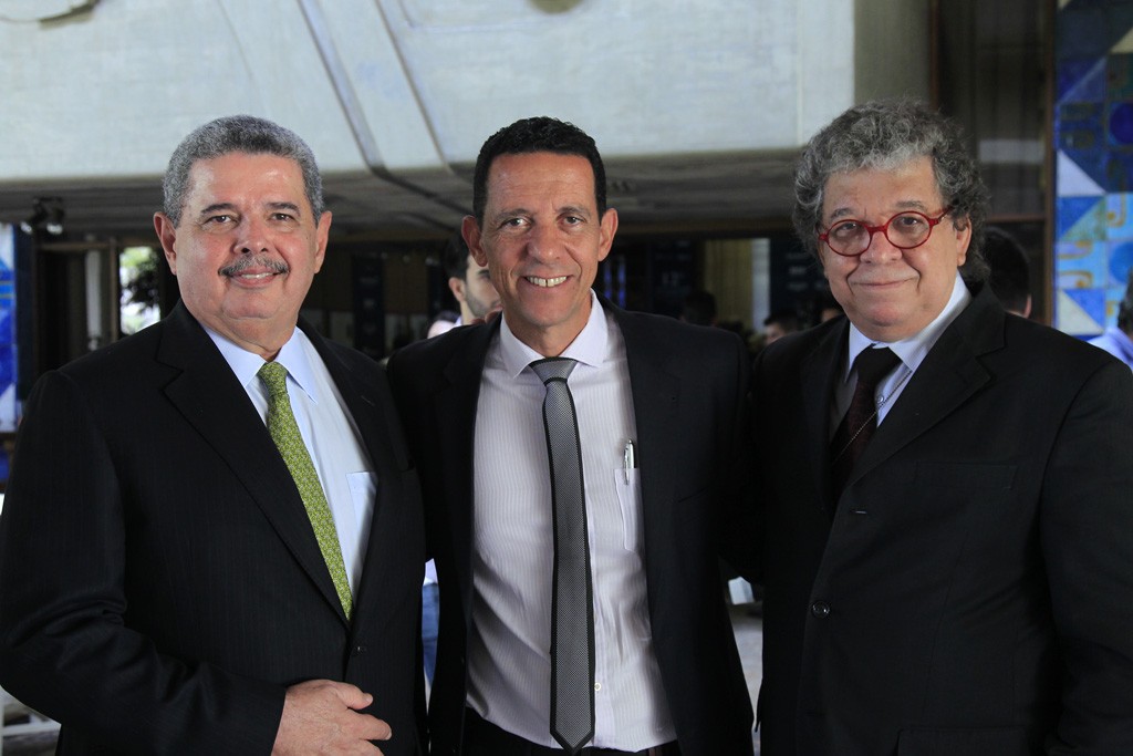 Claudio Humberto, José Maria Trindade e Orlando Brito.