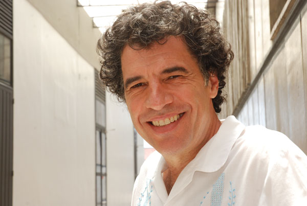 Programa VivoEncena promove debate gratuito com Paulo Betti.