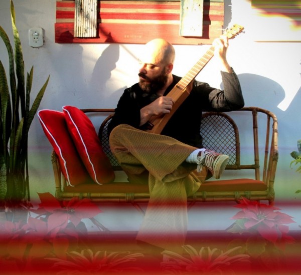 Vavá Afiouni lança “Os Jet Sambas” no Clube do Choro nesta terça.