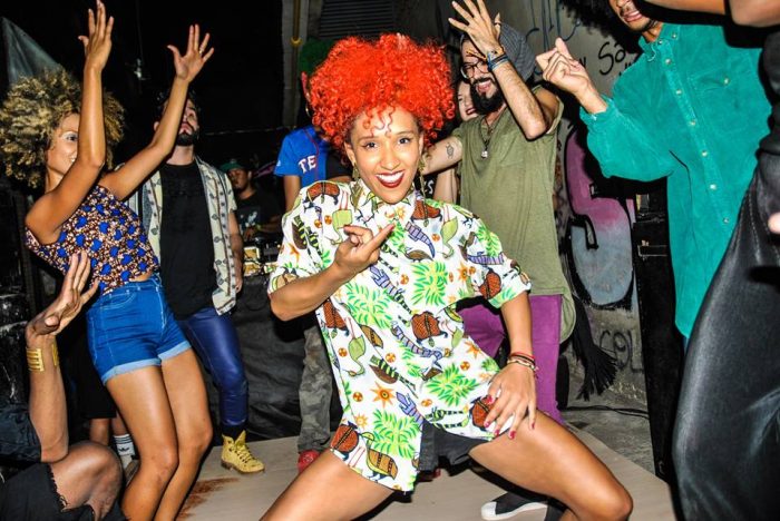 Neste sábado tem Hip-Hop vs Ragga com DJ Erick Jay.
