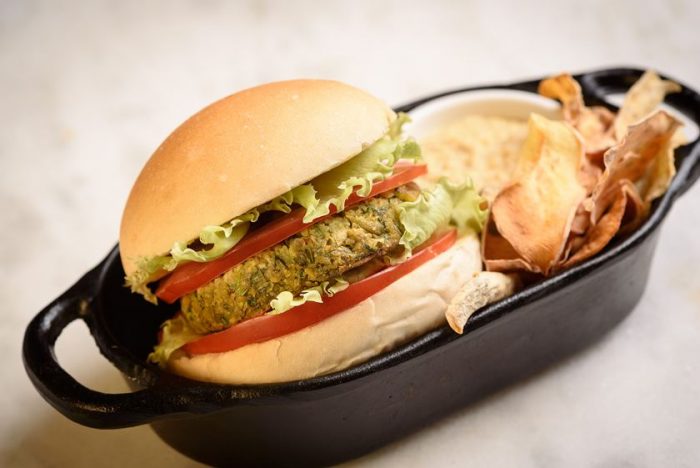 Festival Panelas da Casa ganha edição dedicada ao hamburguer.