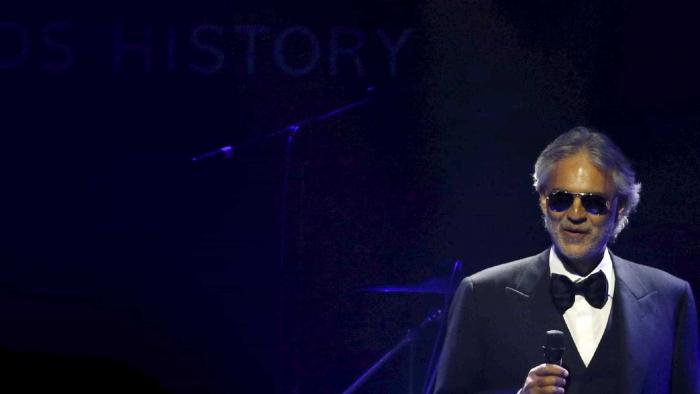 O tenor italiano Andrea Bocelli confirma apresentação em Brasília com reservas a partir de 4 de maio.