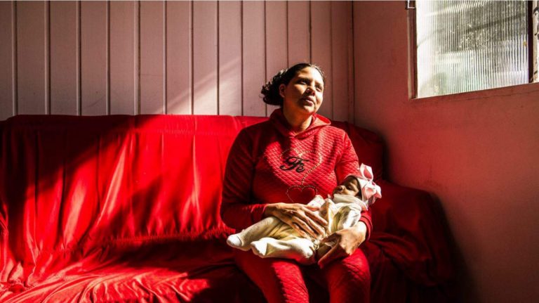 Exposição sobre refugiados venezuelanos no CCBB ganha visitas guiadas com o fotógrafo Antonello Veneri