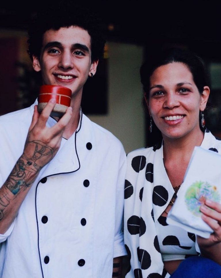 Os chefs Ana Boquadi e Pedro Quatorzevoltas falam sobre o Chichá Café e Bistrô